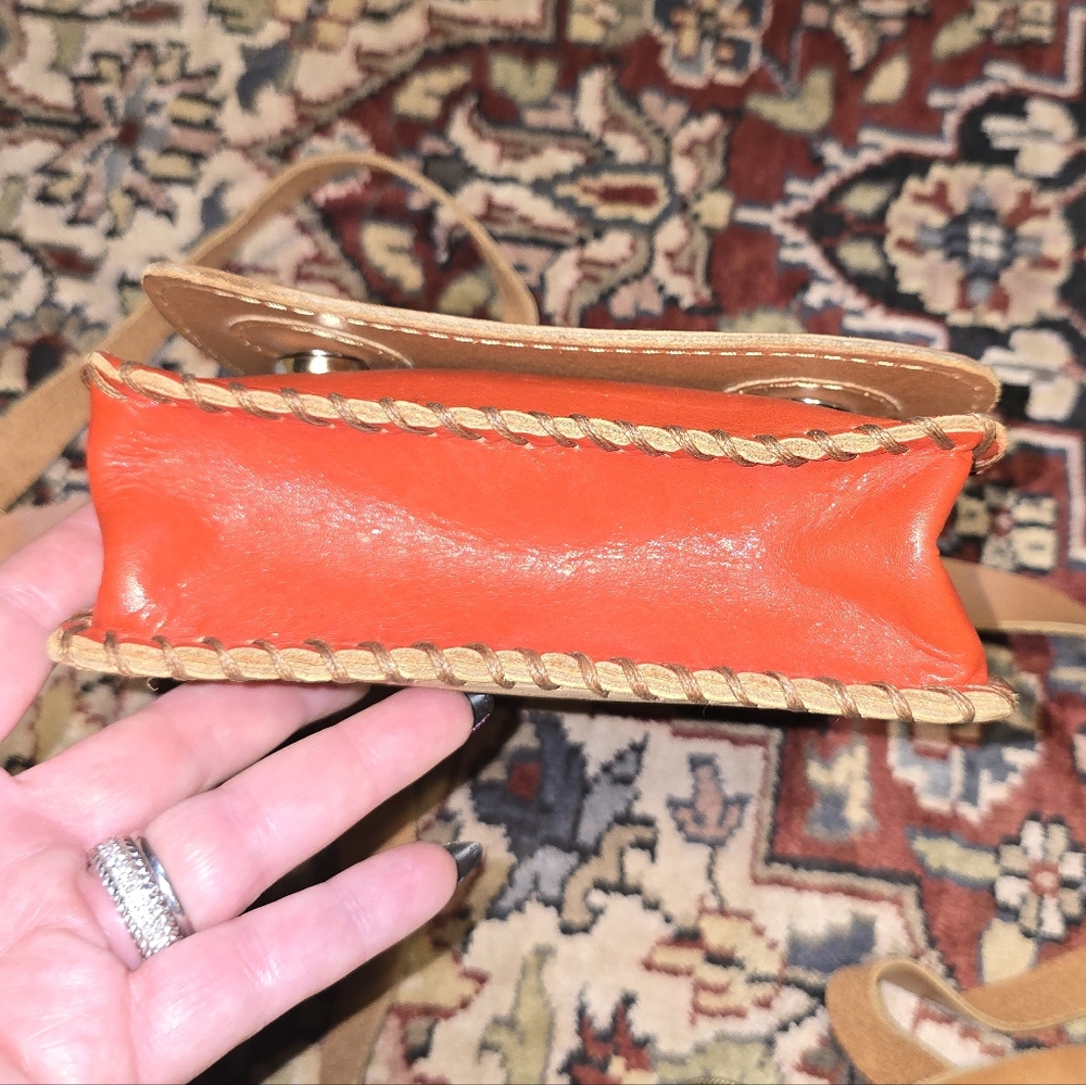 Chicatolia Painted Leather Artisan Crossbody - Picture 4 of 5